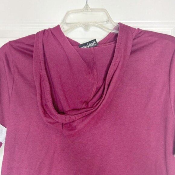 2/$30 Harry Potter Shirt Hogwarts Tshirt with Hoodie Lightweight Disney - Picture 7 of 10